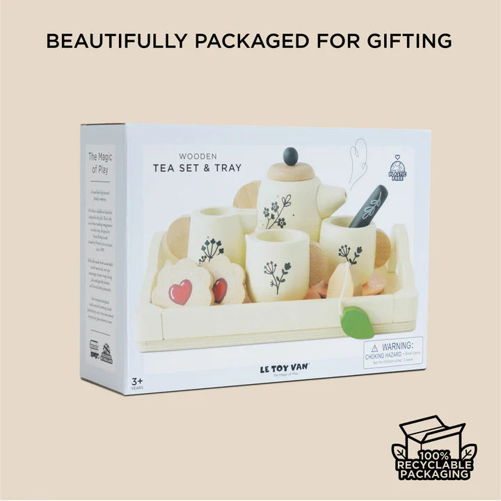 Houten theeservies met dienblad
