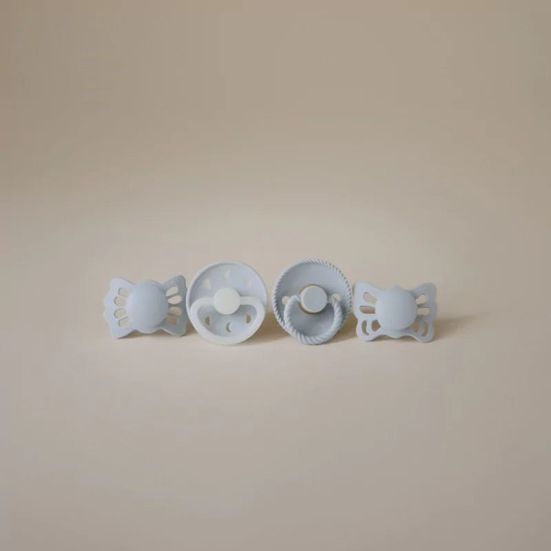 MOON NIGHT Latex (Size 2 / Powder Blue)