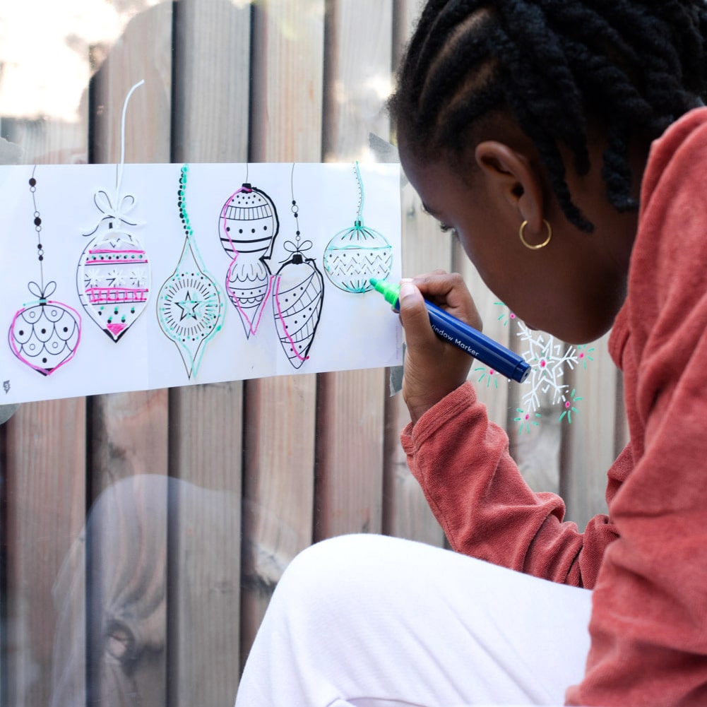 4 WINDOW MARKERS + 24 DESIGNS TO REPRODUCE