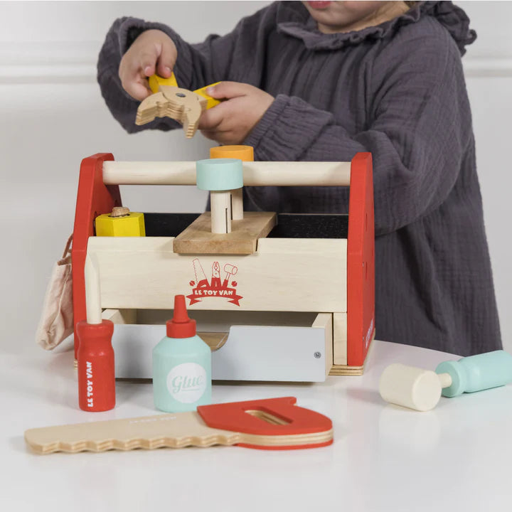 Boîte à outils en bois